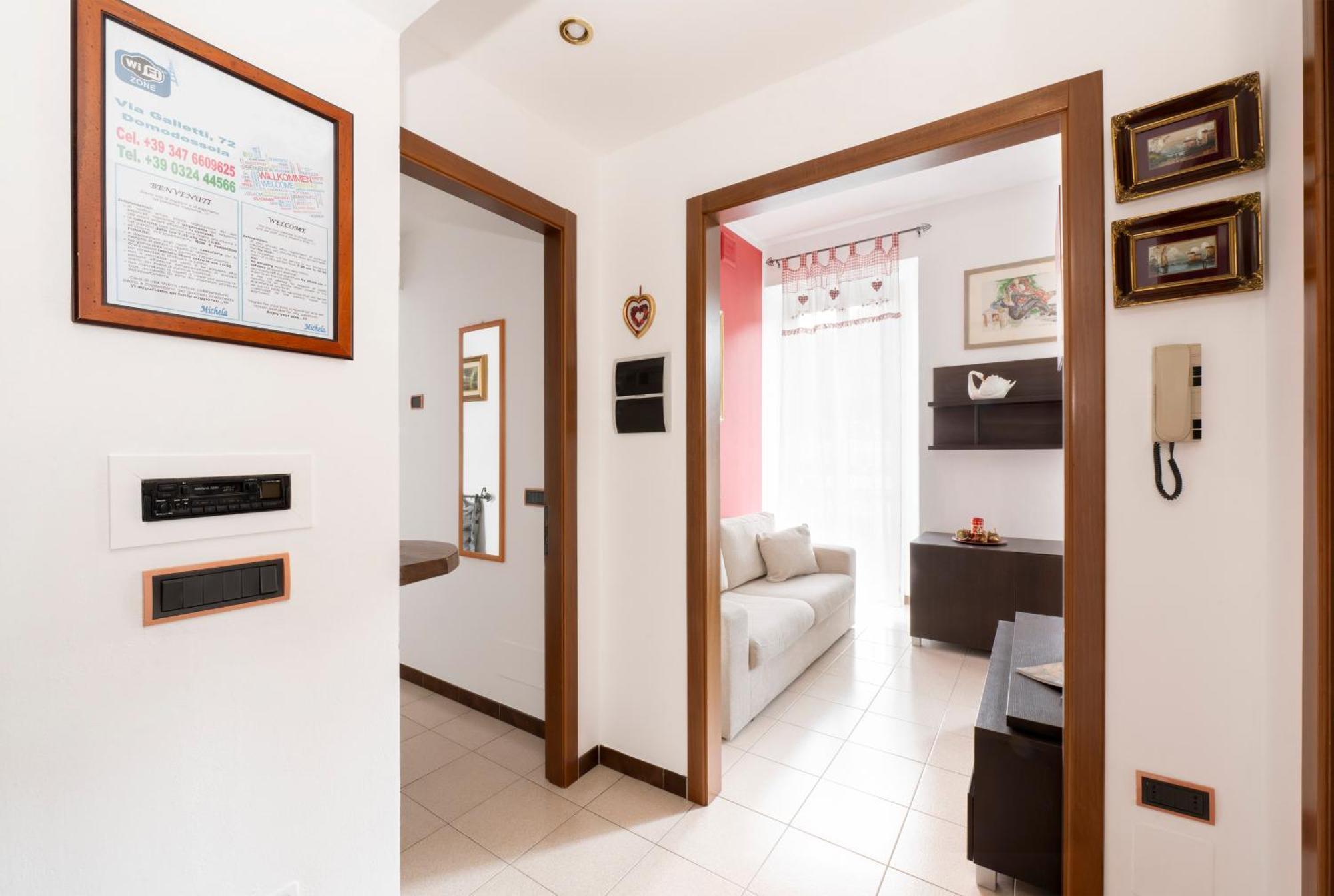 Bed & Breakfast Tiffany Domodossola Exteriör bild