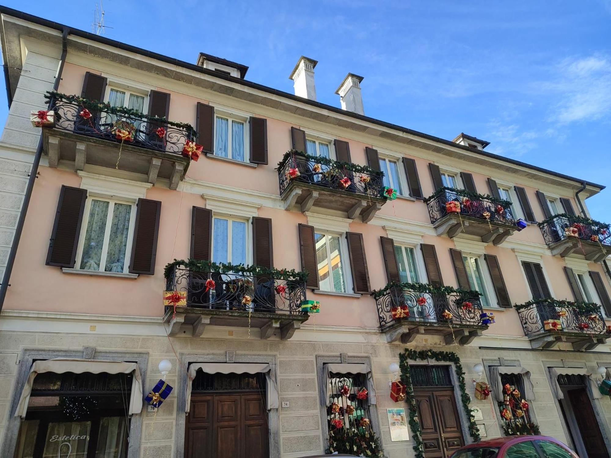 Bed & Breakfast Tiffany Domodossola Exteriör bild