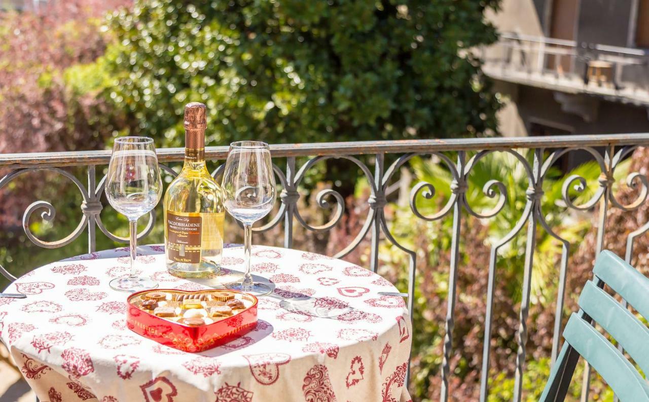 Bed & Breakfast Tiffany Domodossola Exteriör bild